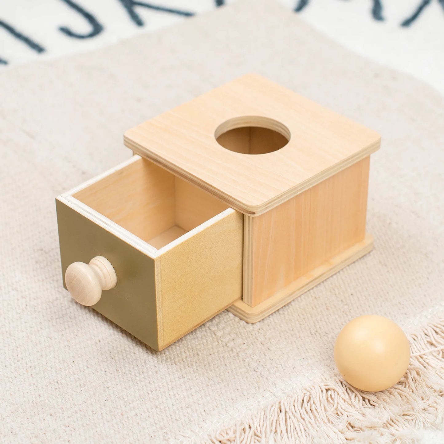 Baby Frühpädagogisches Spielzeug – Bunte Holz-Wurf-Münz-Schubladenbox Trommel