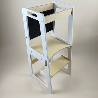 Montessori Lernturm aus Holz - Sicherer Tritt für kleine Entdecker